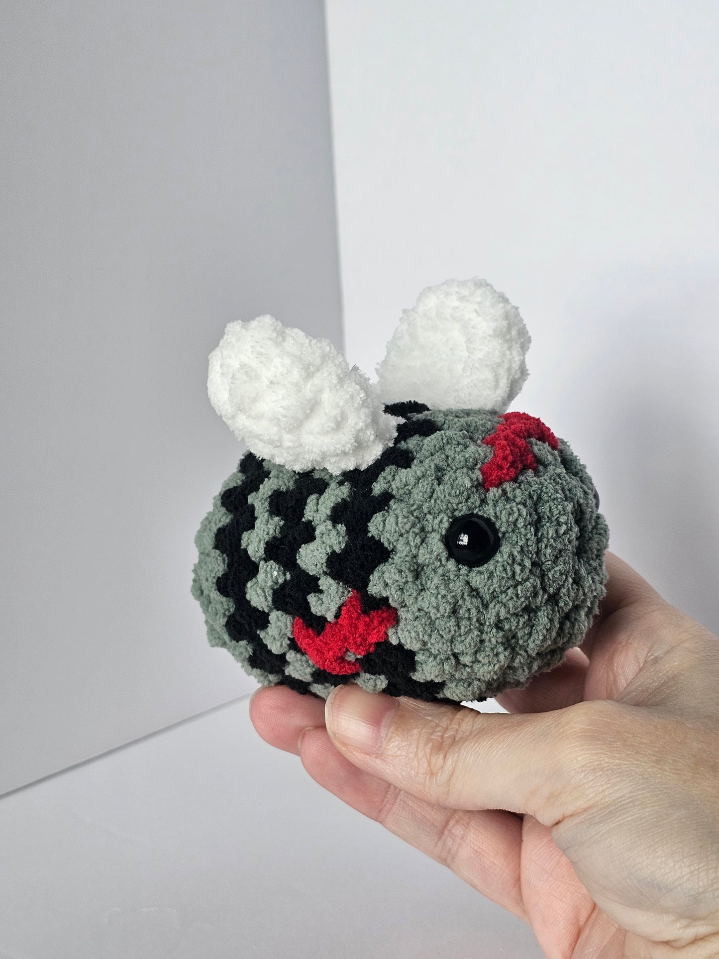 Mini Zombie Bee